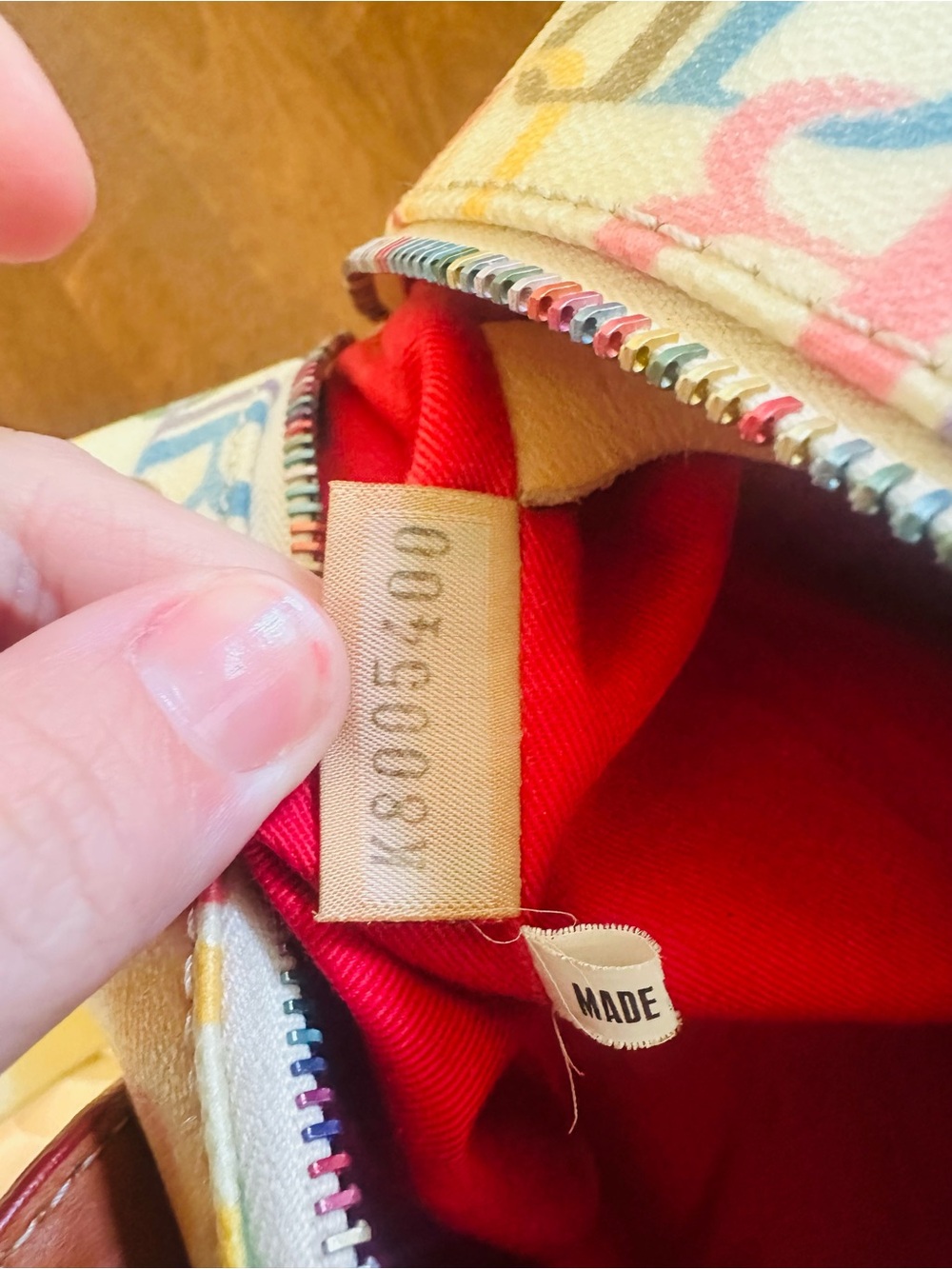 VTG Dooney & Bourke Y2K Rainbow Scribble Canvas Duffle Barrel Bag - Picture 13 of 14